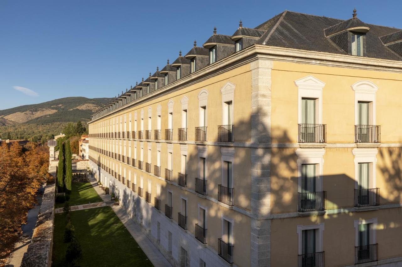 Parador De La Granja San Ildefonso Bagian luar foto